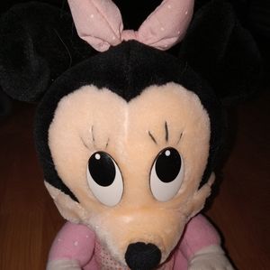 Perfect vintage Minnie 1984 toy